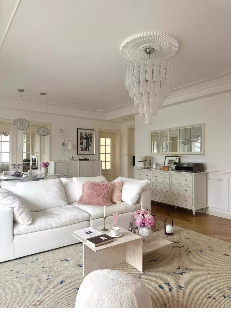 Calm White Layers